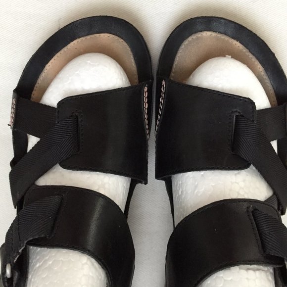 Clarks Trigenic Black Leather Tri Clover Comfort Strappy Sandals Size 6 - Picture 3 of 12